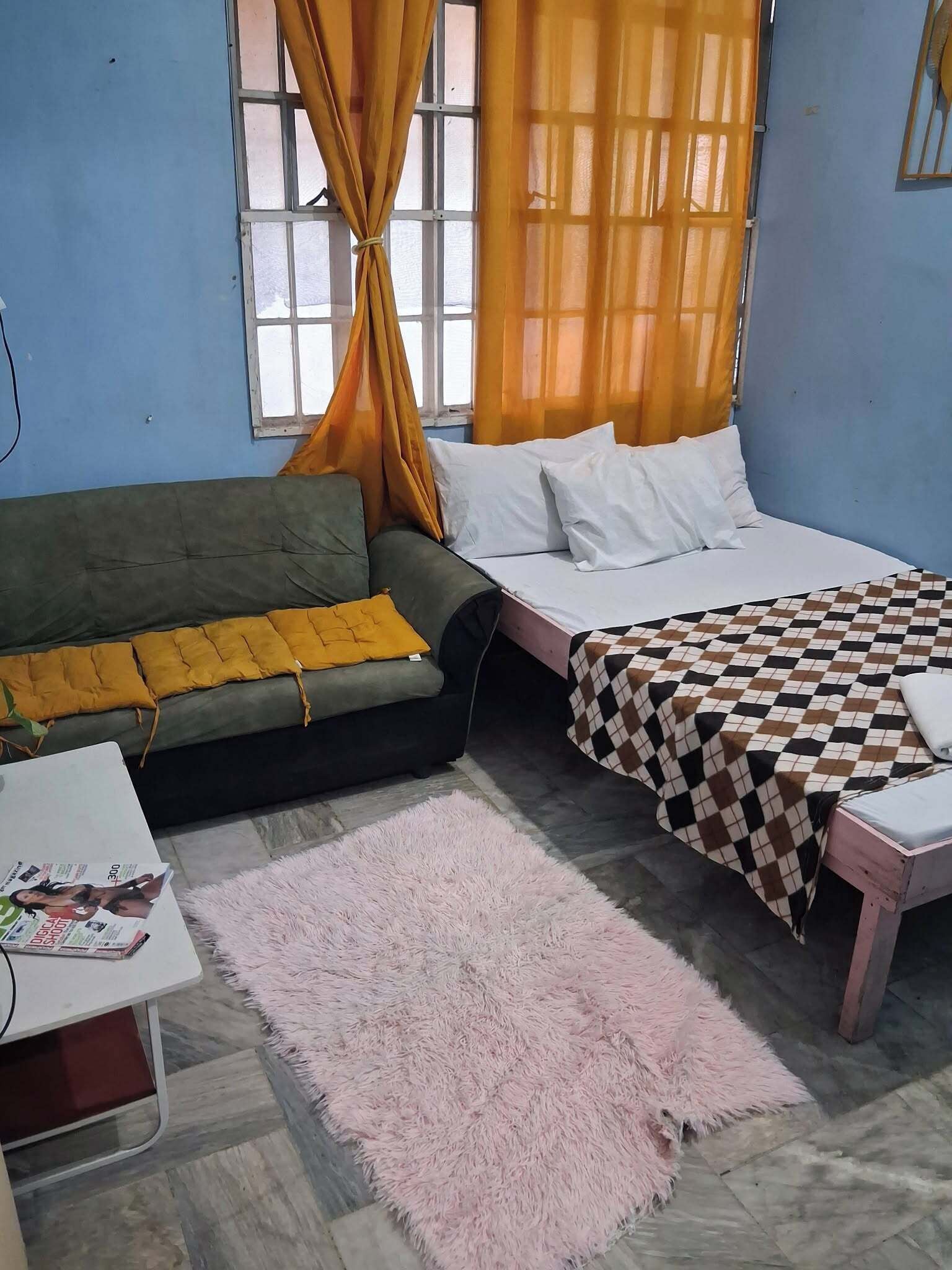 Economy-Doppelzimmer | Schreibtisch