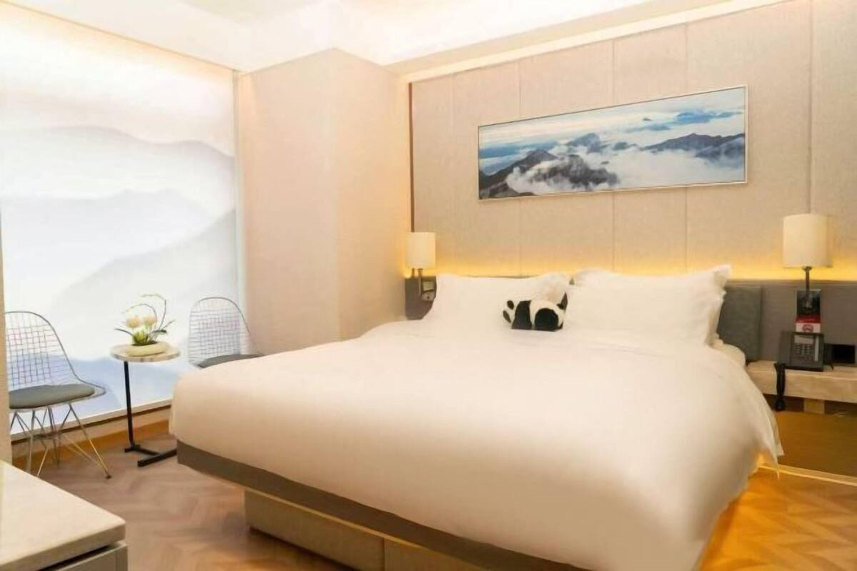 Minibar, in-room safe, desk, blackout drapes