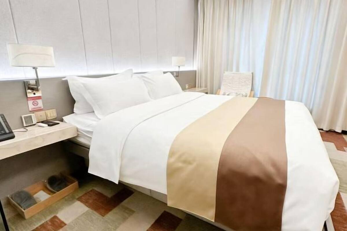 Minibar, in-room safe, desk, blackout drapes