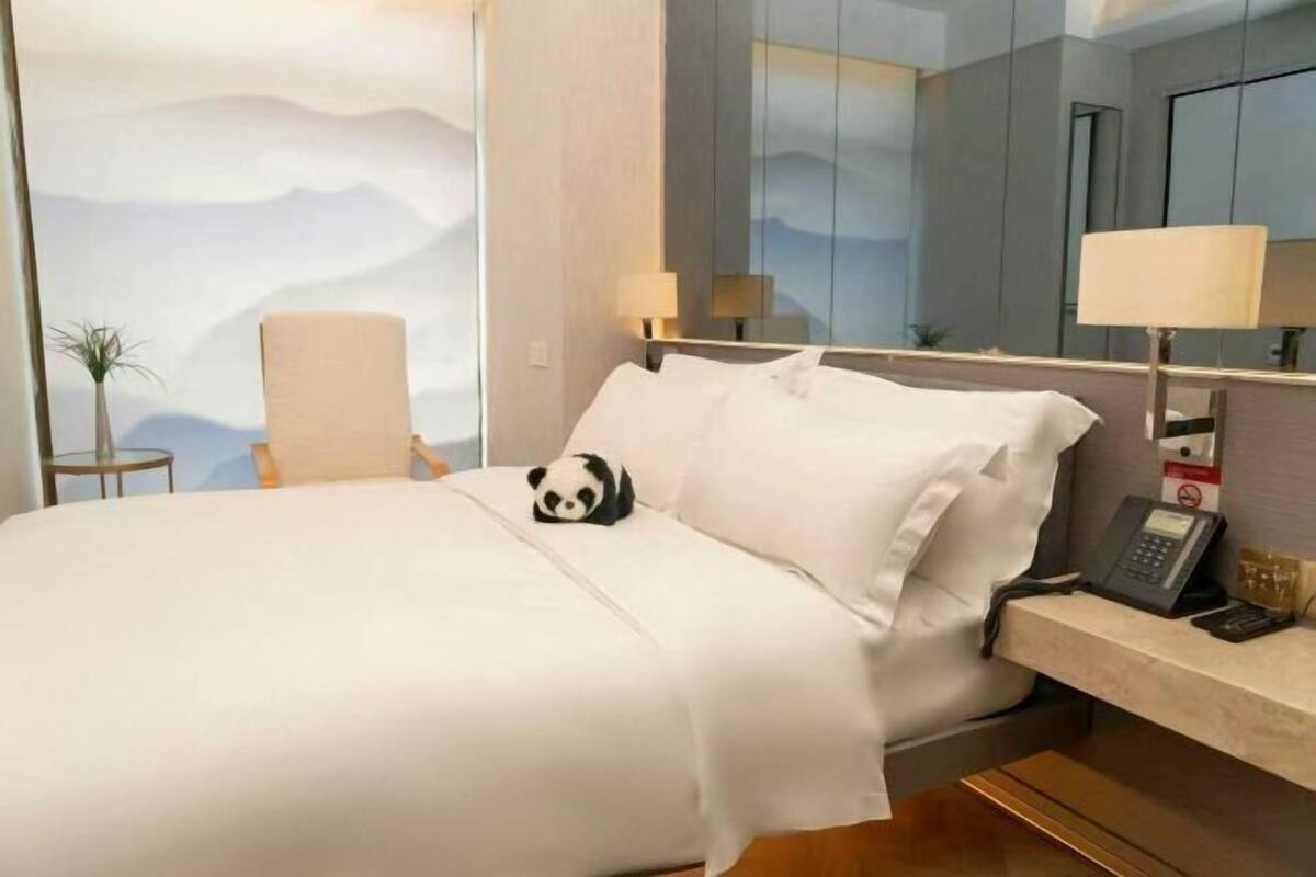 Minibar, in-room safe, desk, blackout drapes