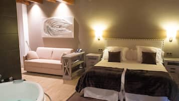 1 slaapkamer, een minibar, een kluis op de kamer, een bureau