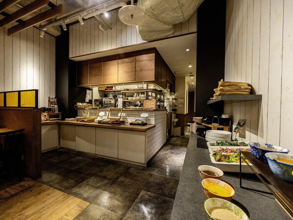 Daily cooked-to-order breakfast (JPY 1650 per person) - Hotel Wing International Select Nagoya Sakae (Nagoya)