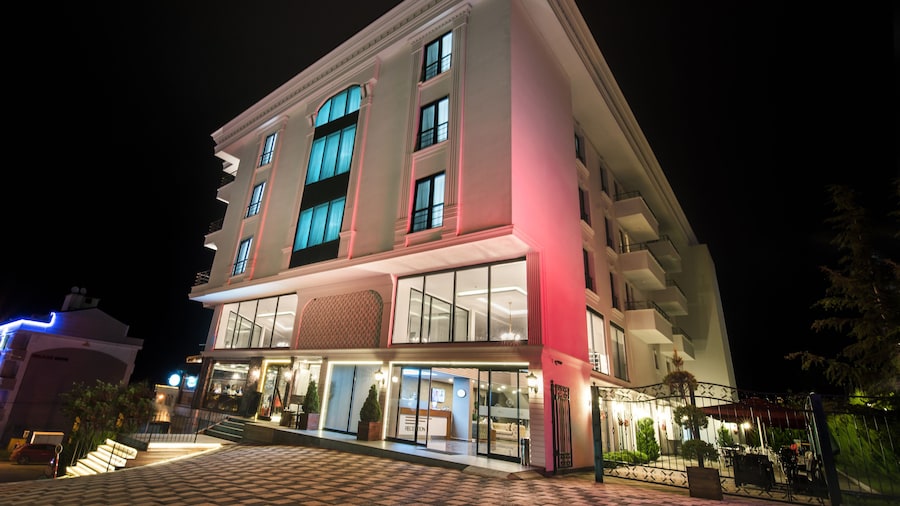 White House Hotel