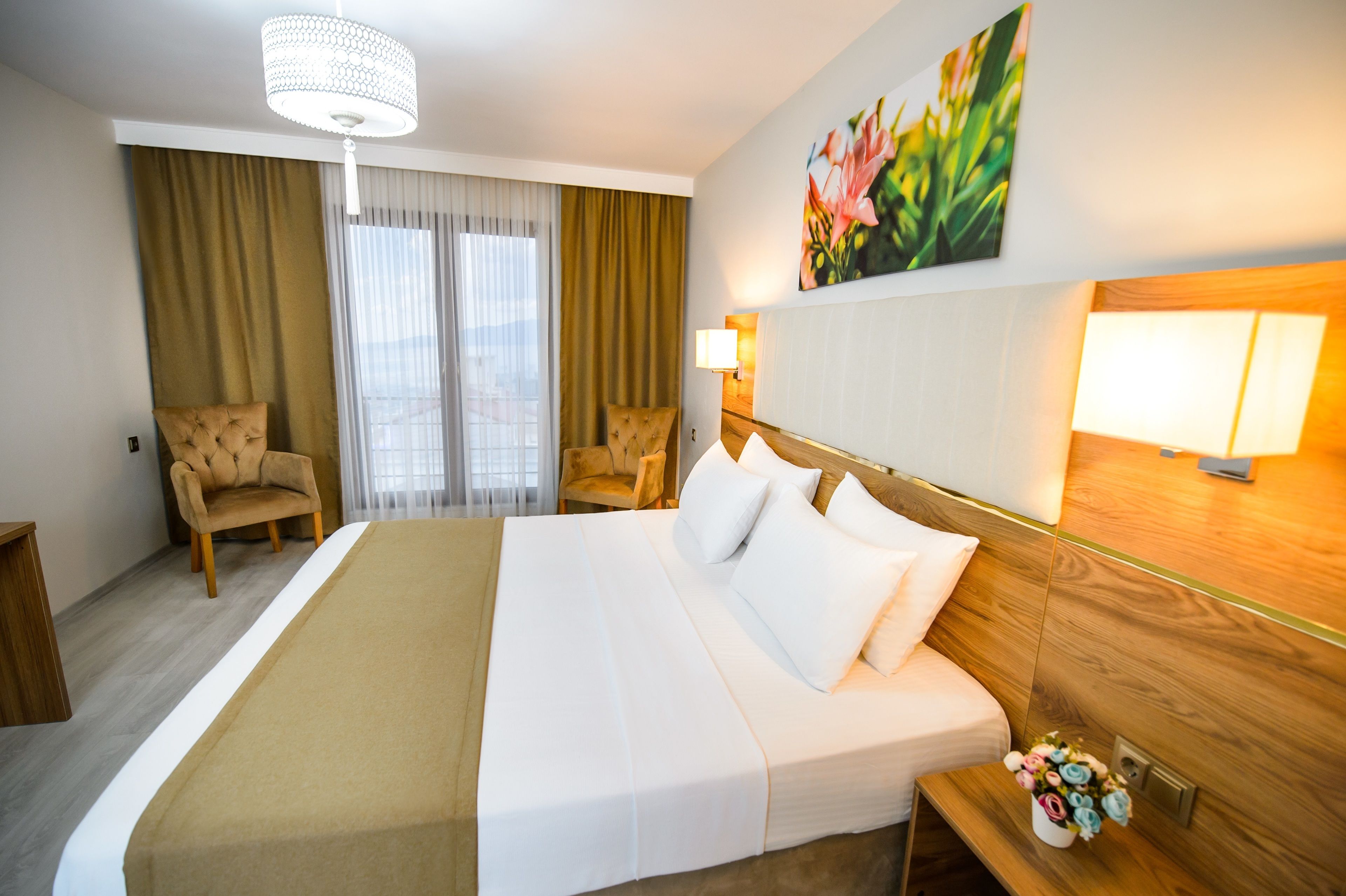 standard triple room, sea view | 1 bedroom, minibar, in-room safe, desk