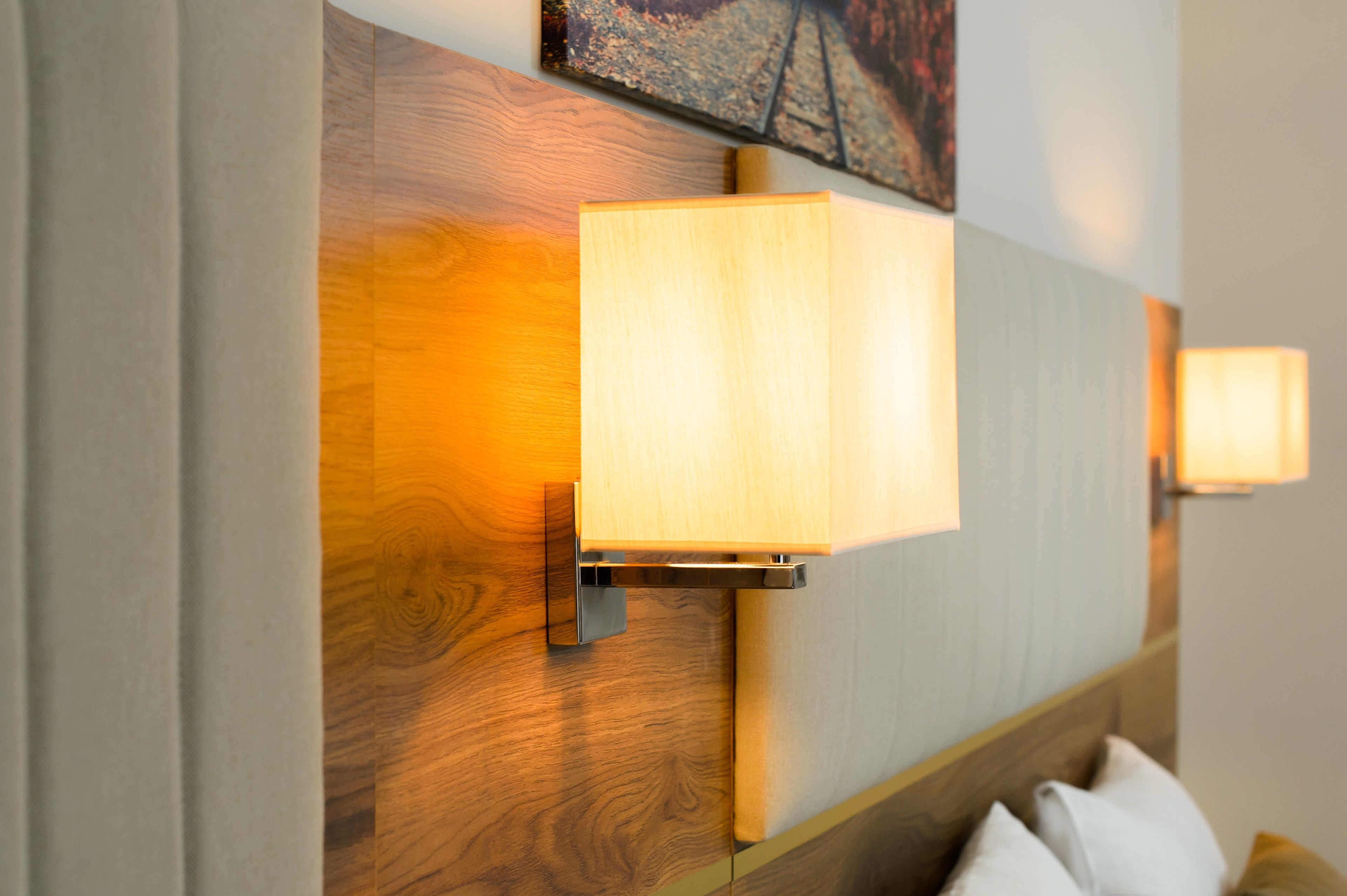 comfort double or twin room, partial sea view | 1 bedroom, minibar, in-room safe, desk