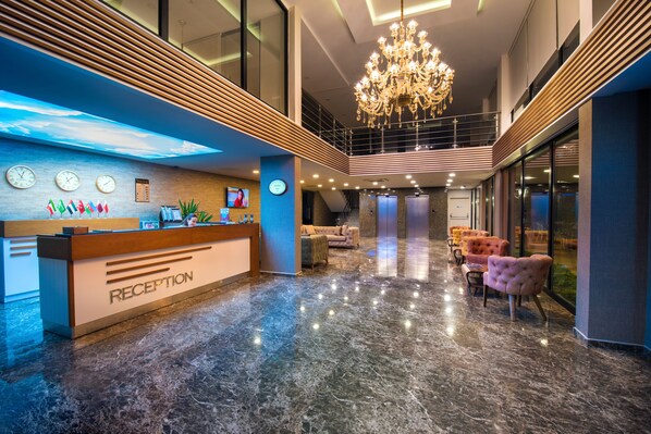 Interior entrance - White House Hotel (Trabzon)