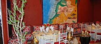 Red Castle Hostel - Backpacker