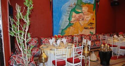 Red Castle Hostel - Backpacker
