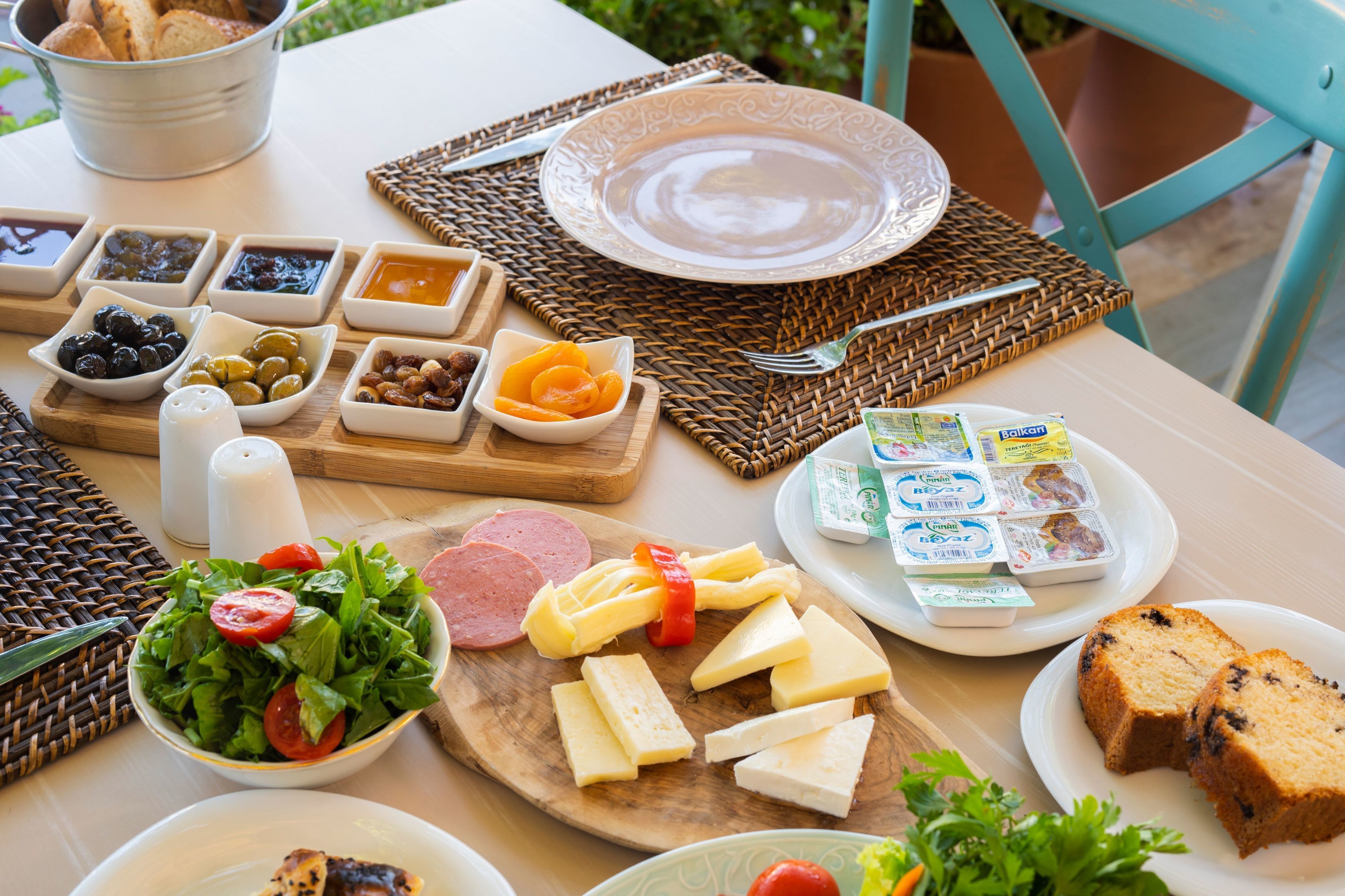 free daily local cuisine breakfast