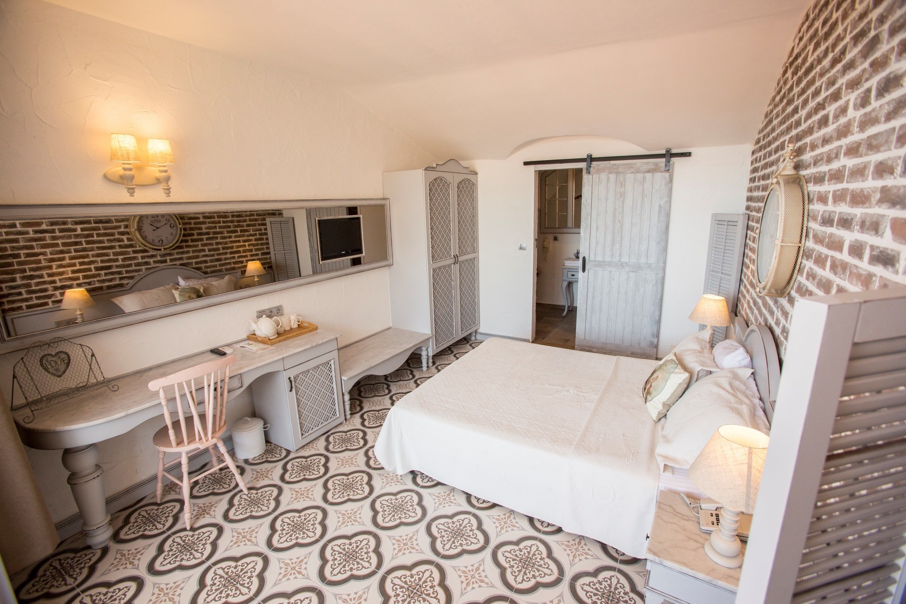 premium double room, sea view | minibar, soundproofing, iron/ironing board, cots/infant beds