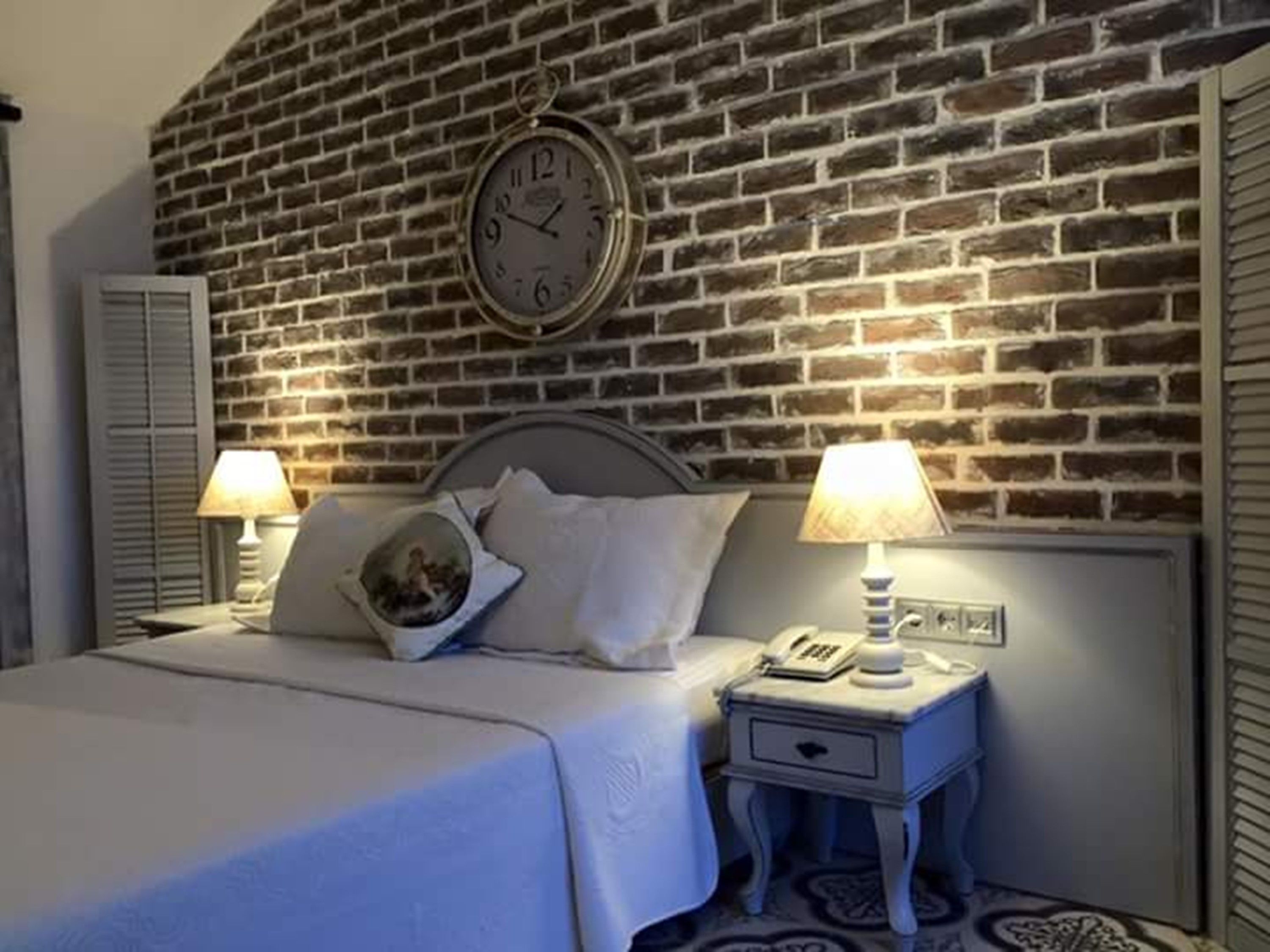 premium double room, sea view | minibar, soundproofing, iron/ironing board, cots/infant beds