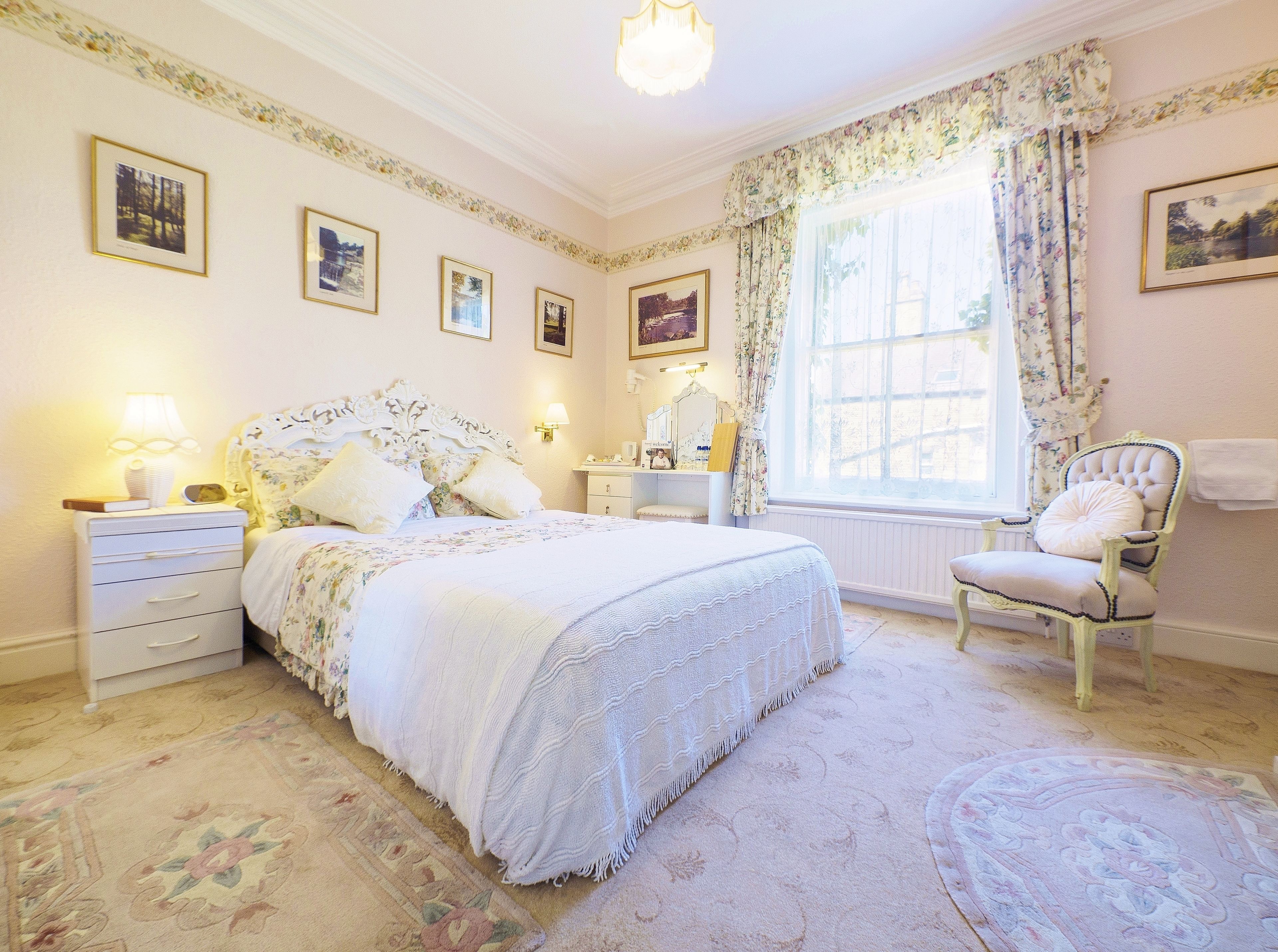 Double Room, Ensuite (Edensor) | Premium bedding, individually decorated, individually furnished