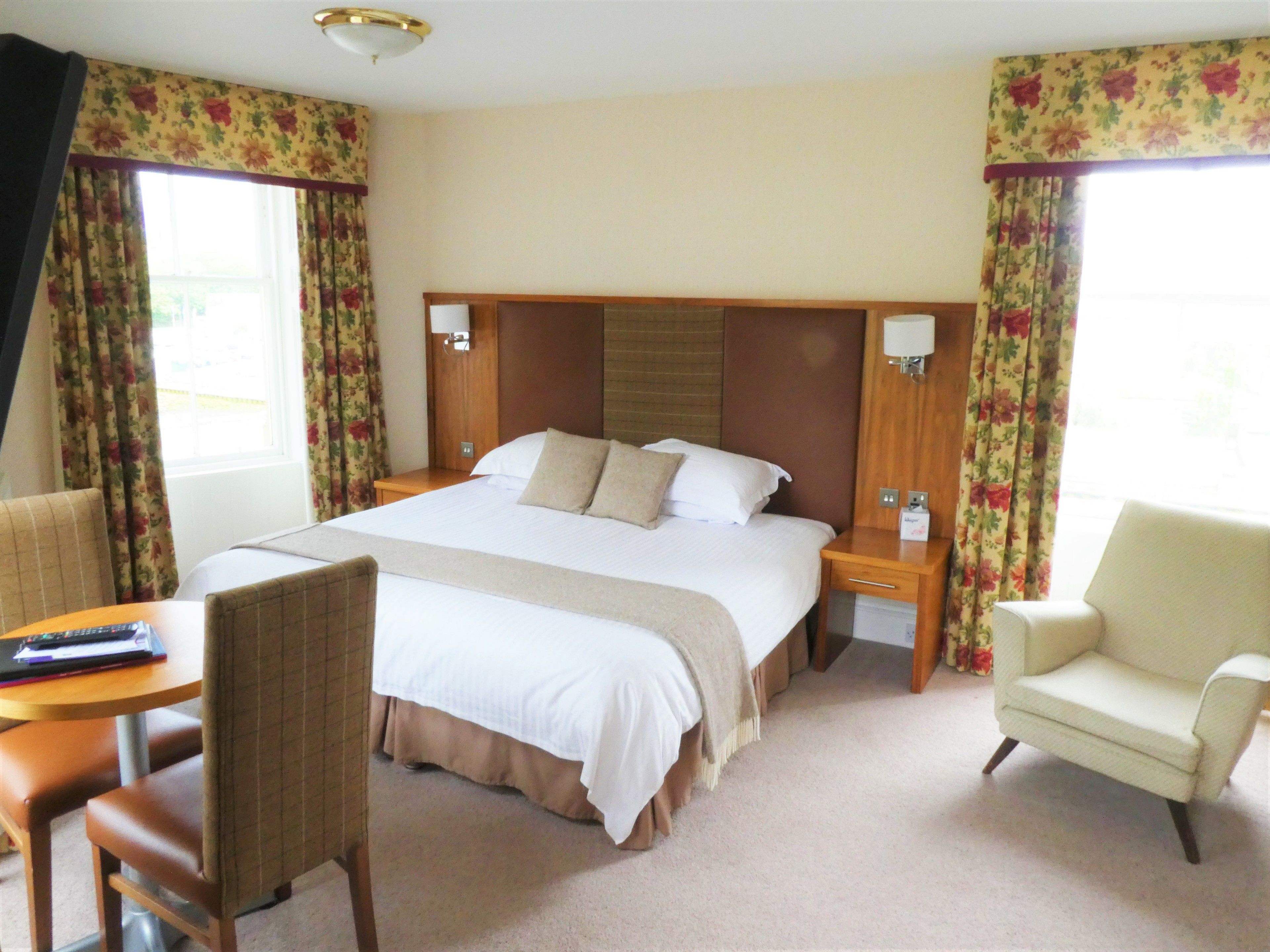 Classic Double Room, 1 Double Bed | Hypo-allergenic bedding, desk, laptop workspace, blackout curtains