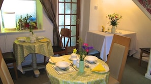 Café da manhã (EUR 7 por pessoa)