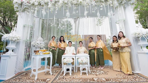Outdoor banquet area - Muaan Resort (Suphan Buri)