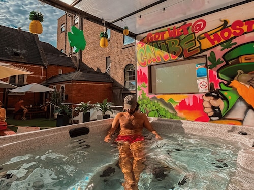 Gardiner House Hostel