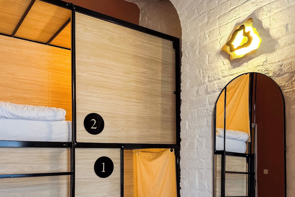 Coffres-forts dans les chambres, Wi-Fi gratuit, draps fournis