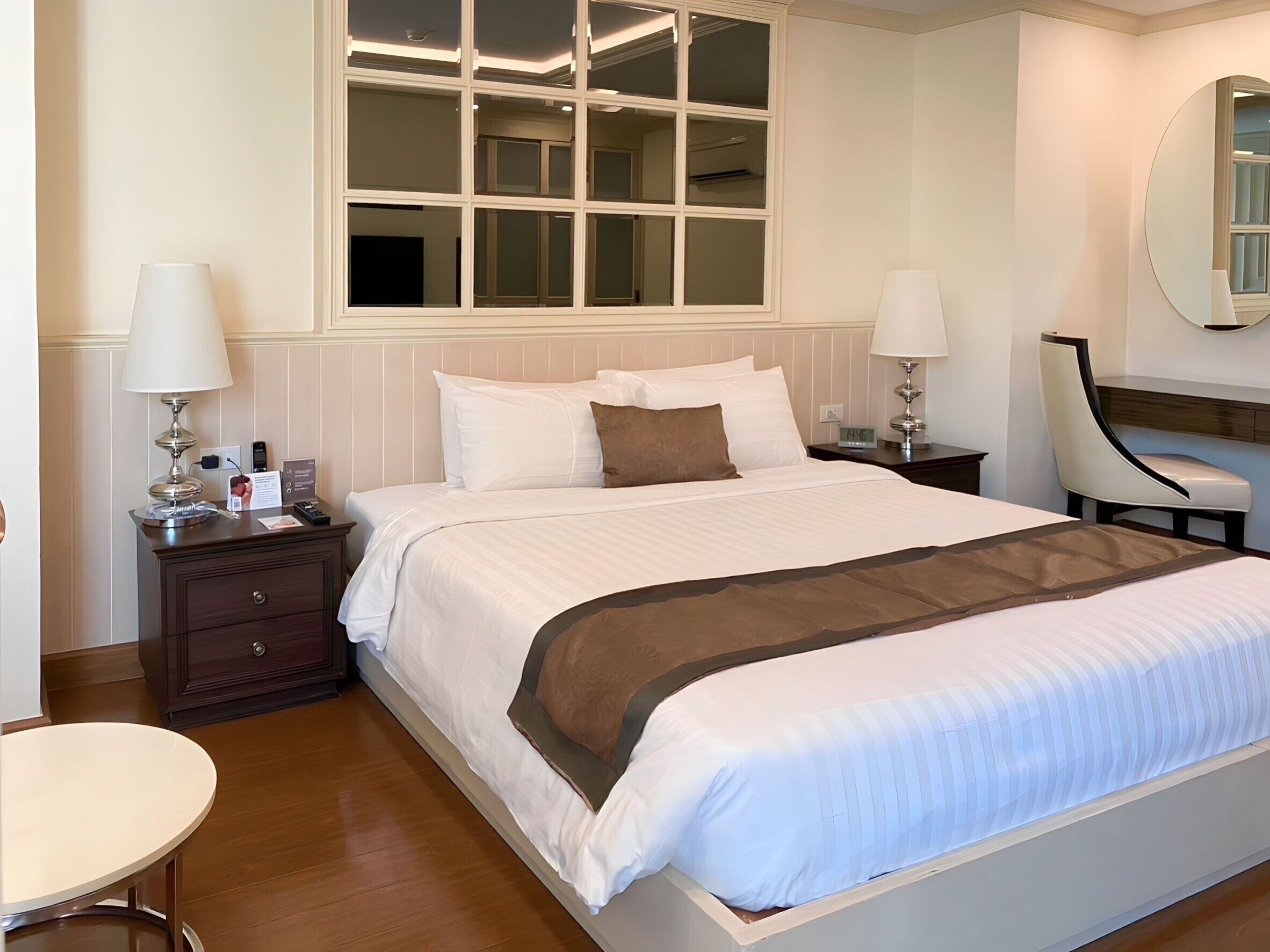 1 dormitorio, ropa de cama de alta calidad, minibar y caja fuerte