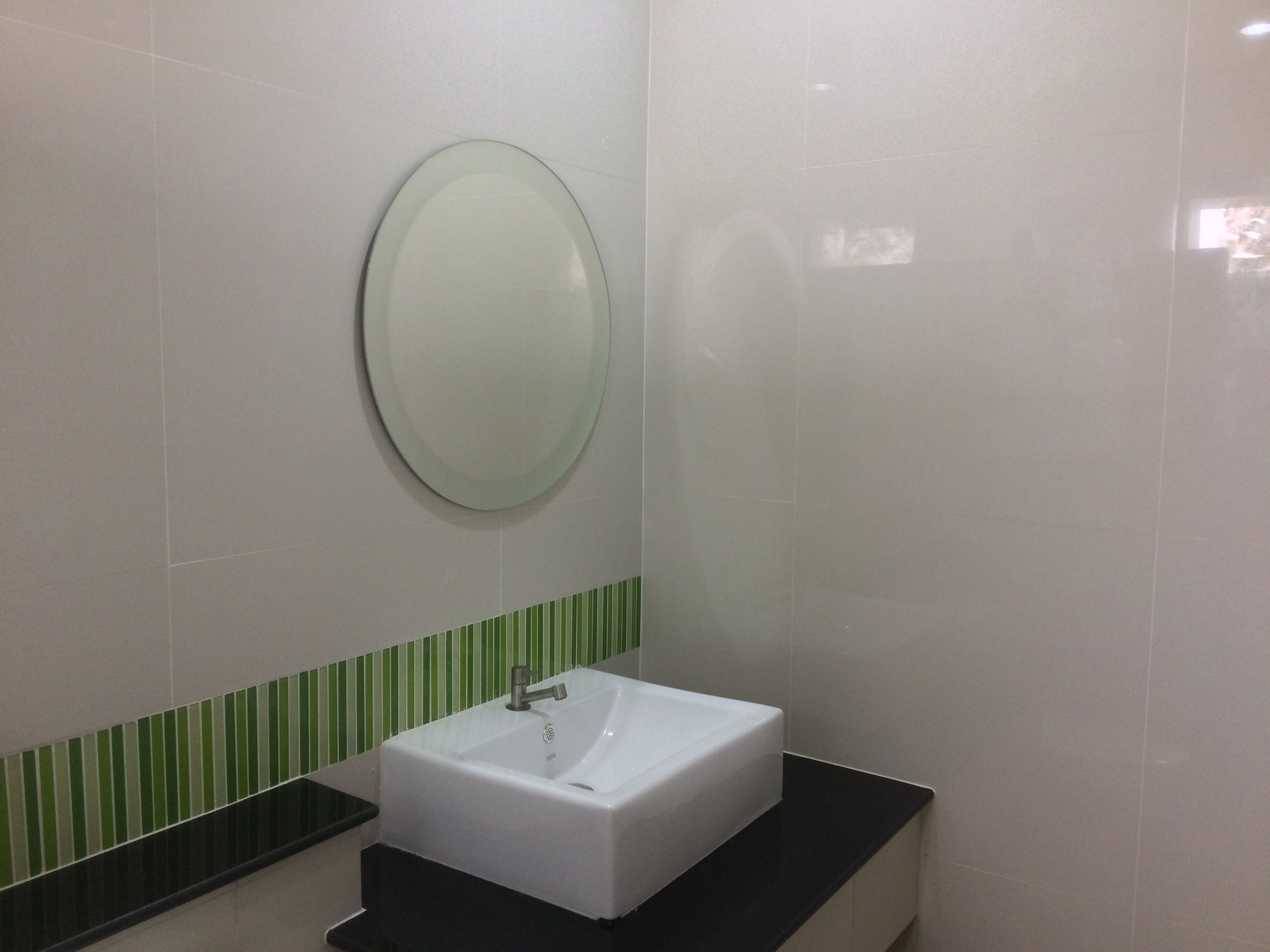 Wastafel kamar mandi