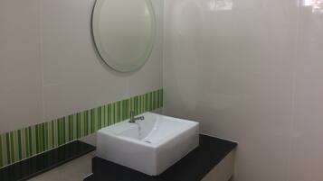 Wastafel kamar mandi