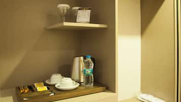 Egyptian cotton sheets, premium bedding, minibar, in-room safe