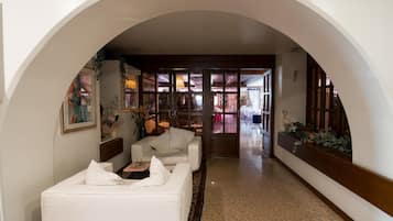 Hall