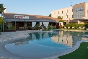 Seasonal outdoor pool - Hotel Posta 77 (San Giorgio in Bosco)