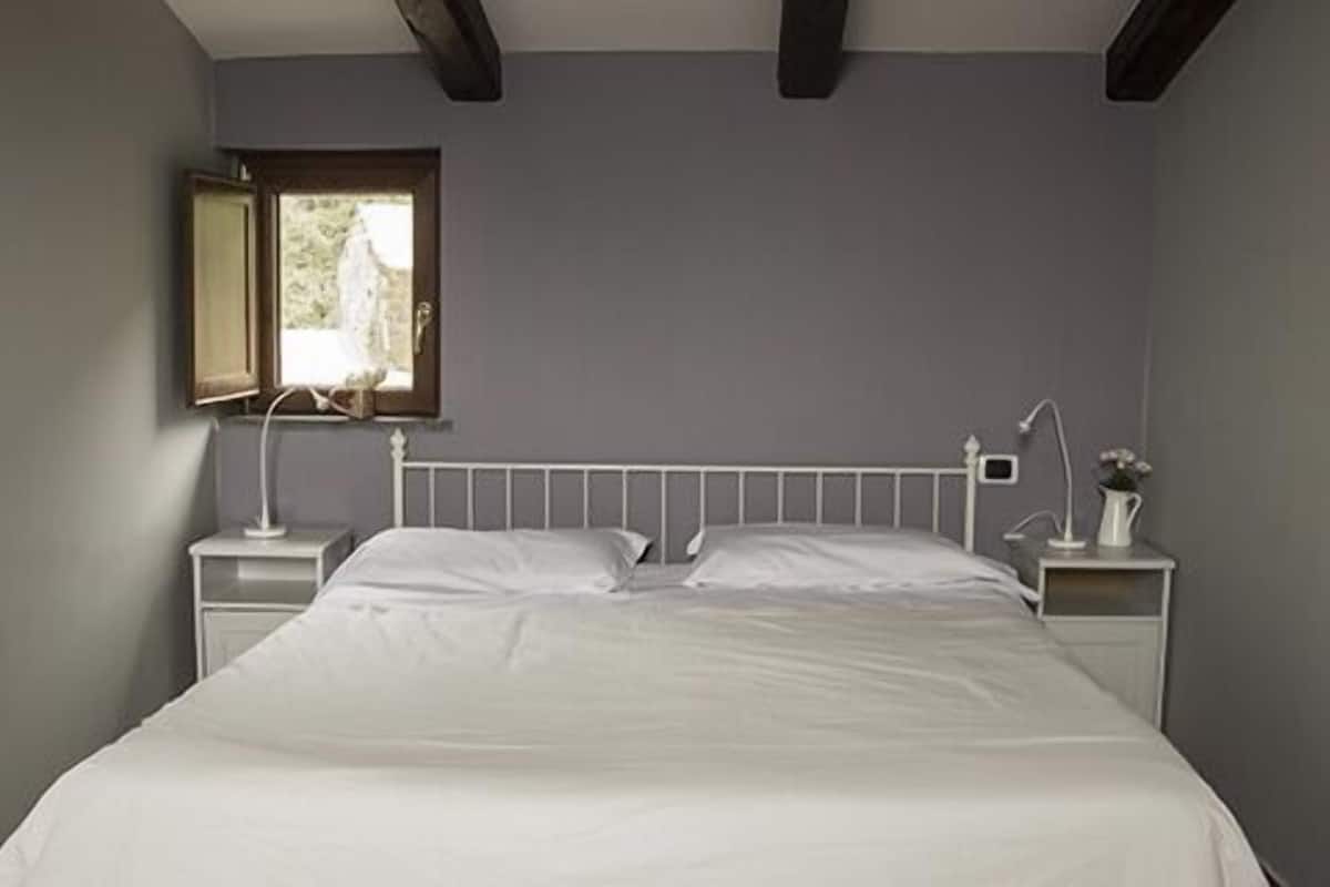 Standard Double or Twin Room | Cots/infant beds, free WiFi
