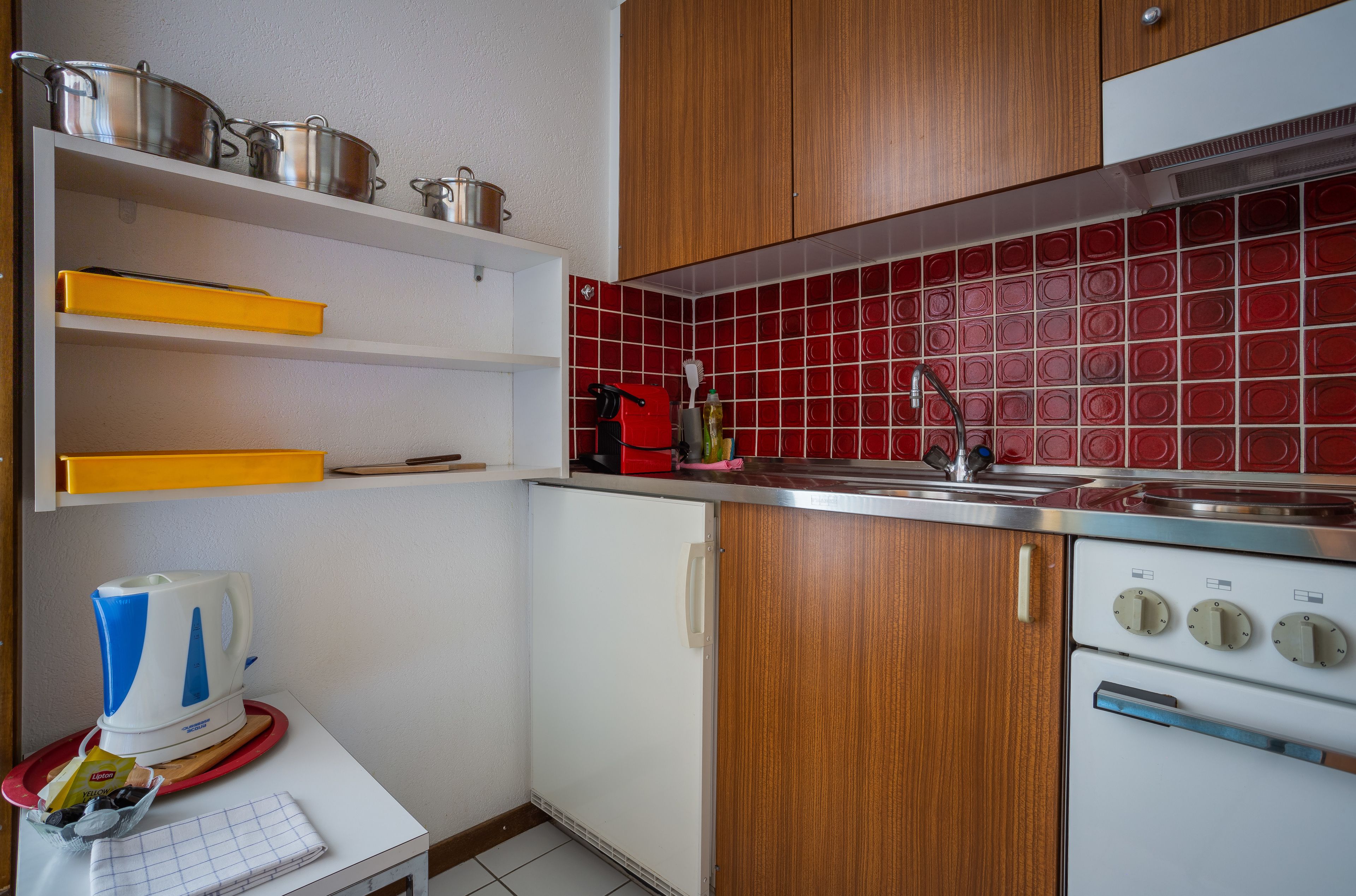 family apartment | private kitchen | fridge, microwave, stovetop, espresso maker