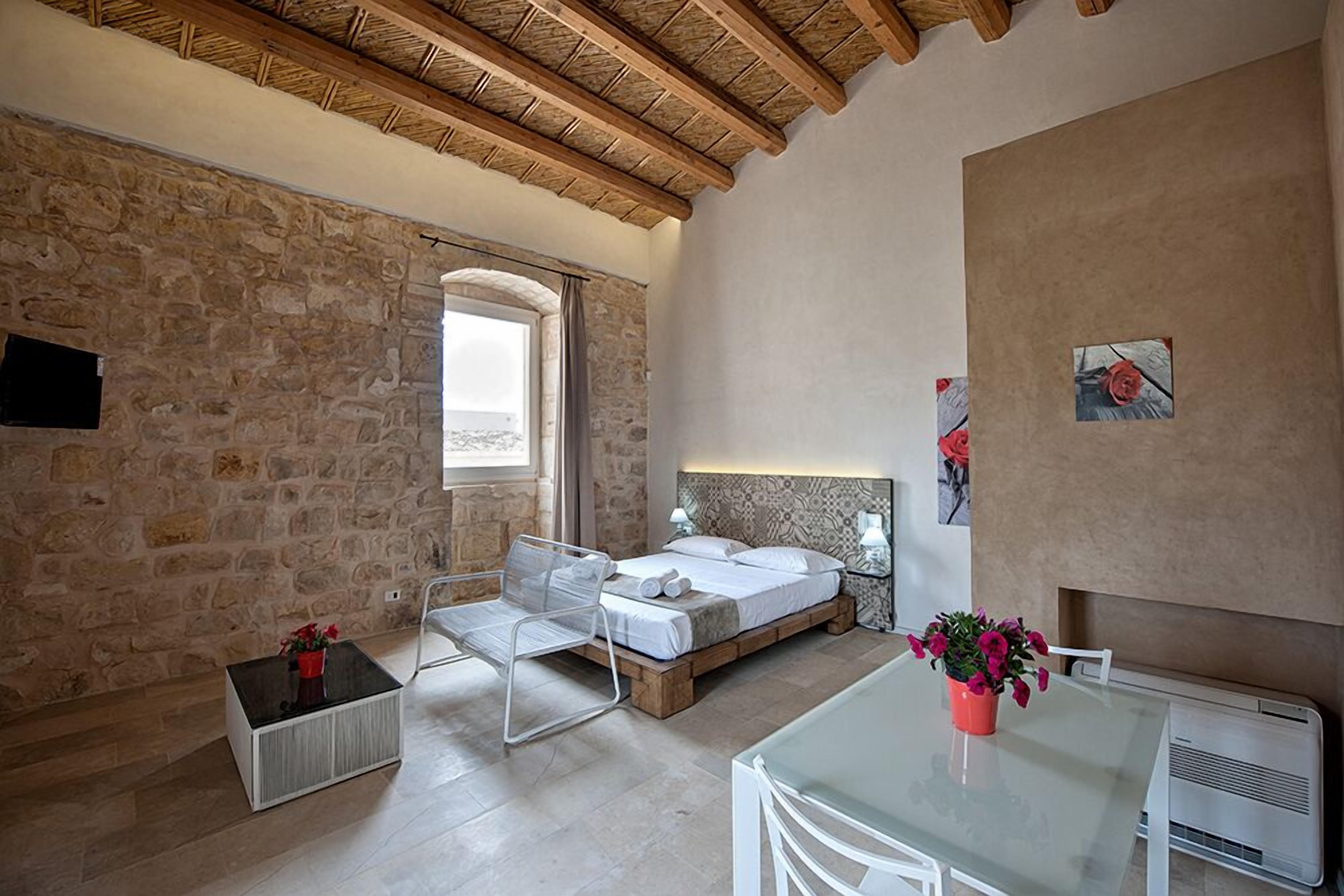 Sängtillbehör av högsta kvalitet och minibar