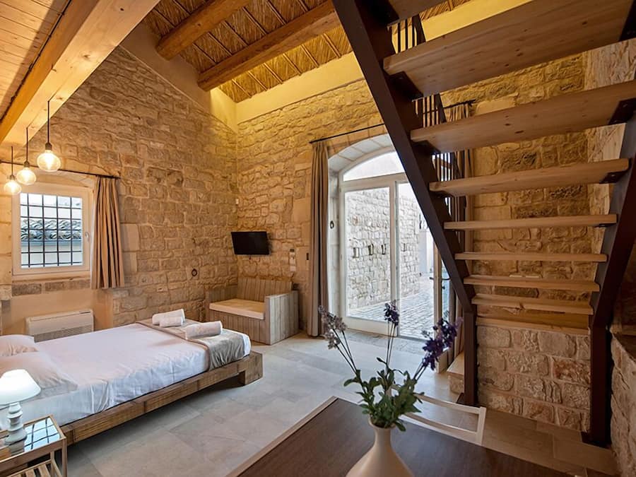 Estúdio premium | Roupas de cama premium, frigobar, cofres nos quartos