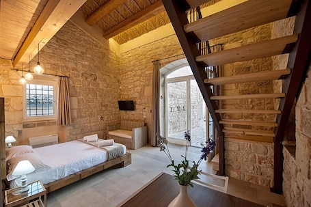 Ropa de cama de alta calidad y minibar