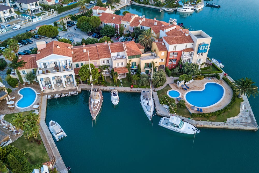 Port Alacati Hotel