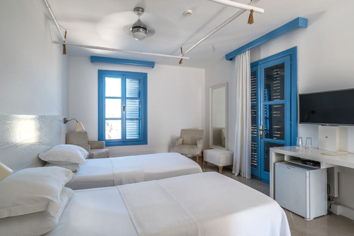 Minibar, coffre-fort, bureau, accès au Wi-Fi (inclus)