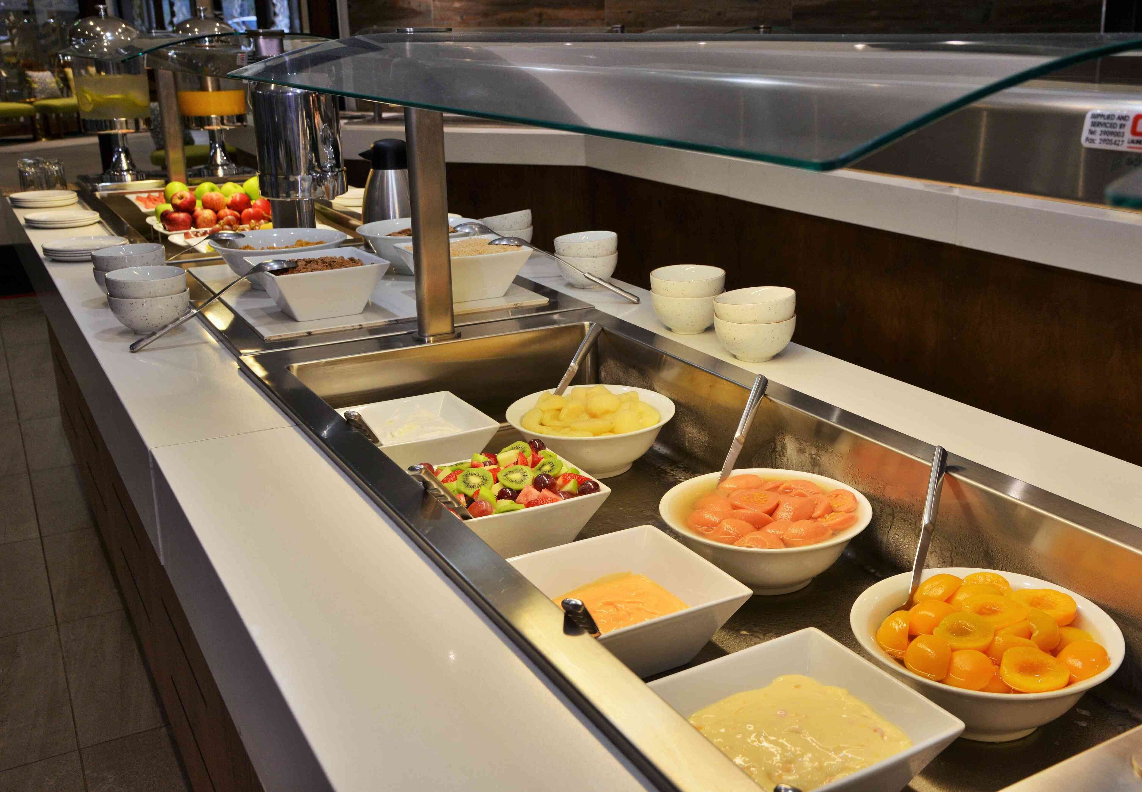 Daily full breakfast (BWP 210 per person)