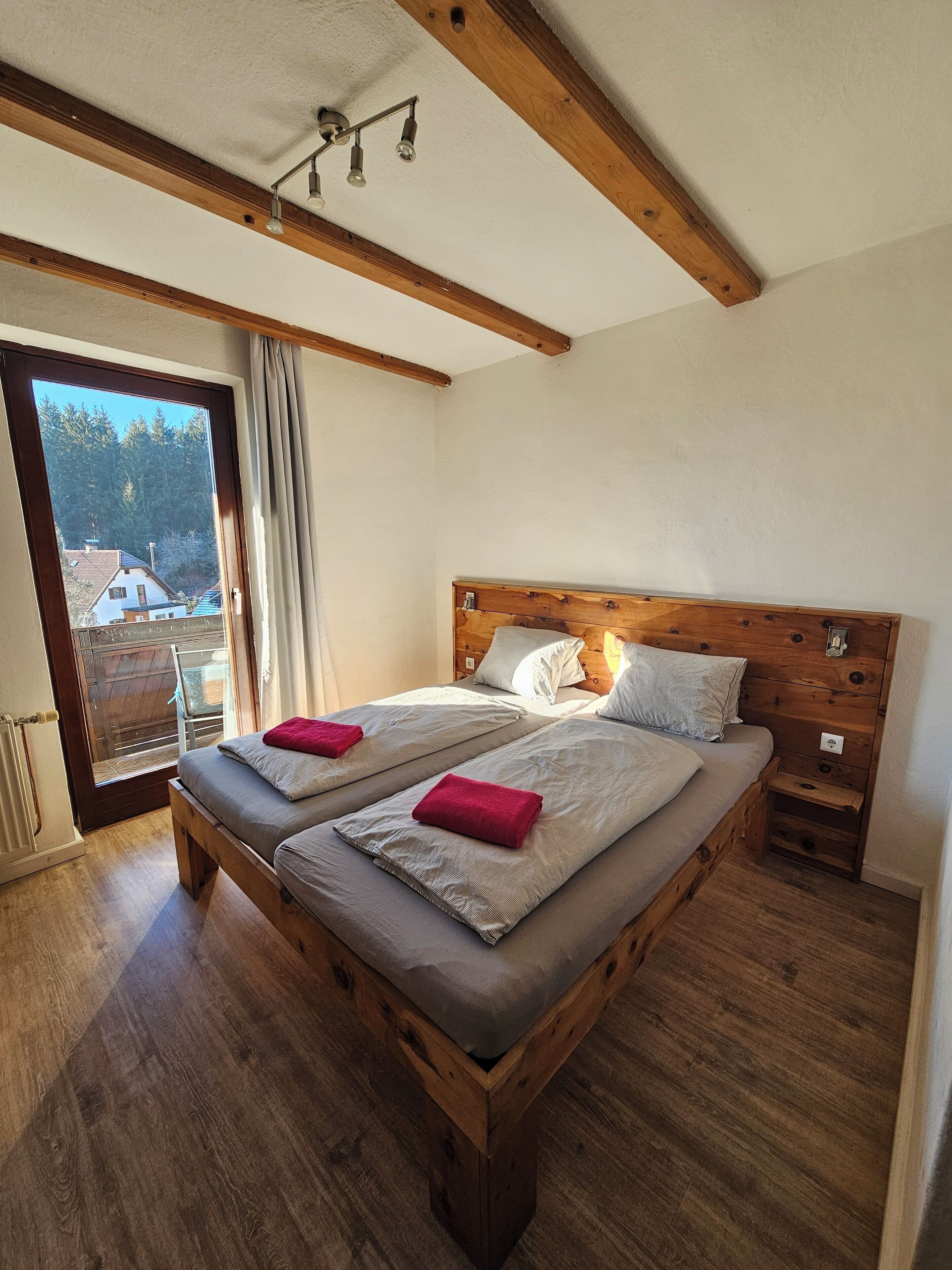 Habitación doble | Escritorio, wifi gratis, ropa de cama