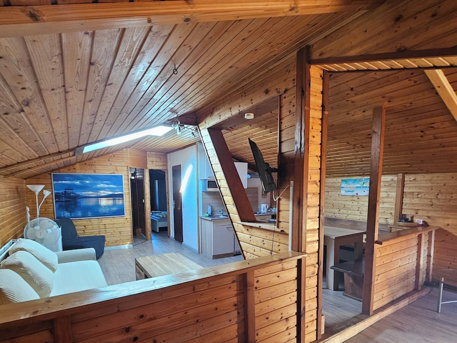 Appartamento Superior | Area soggiorno | TV