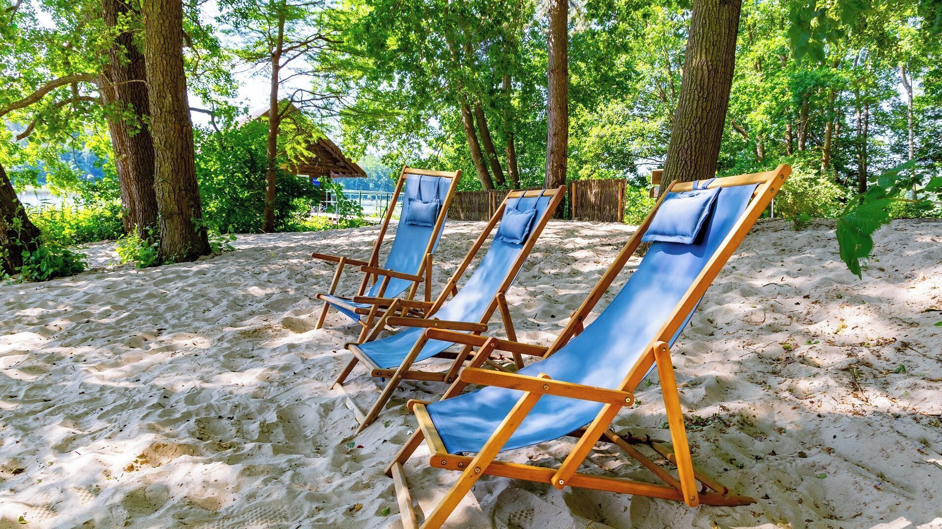 In Strandnähe, Sporttauchen, Rudern/Kanufahren, Angeln