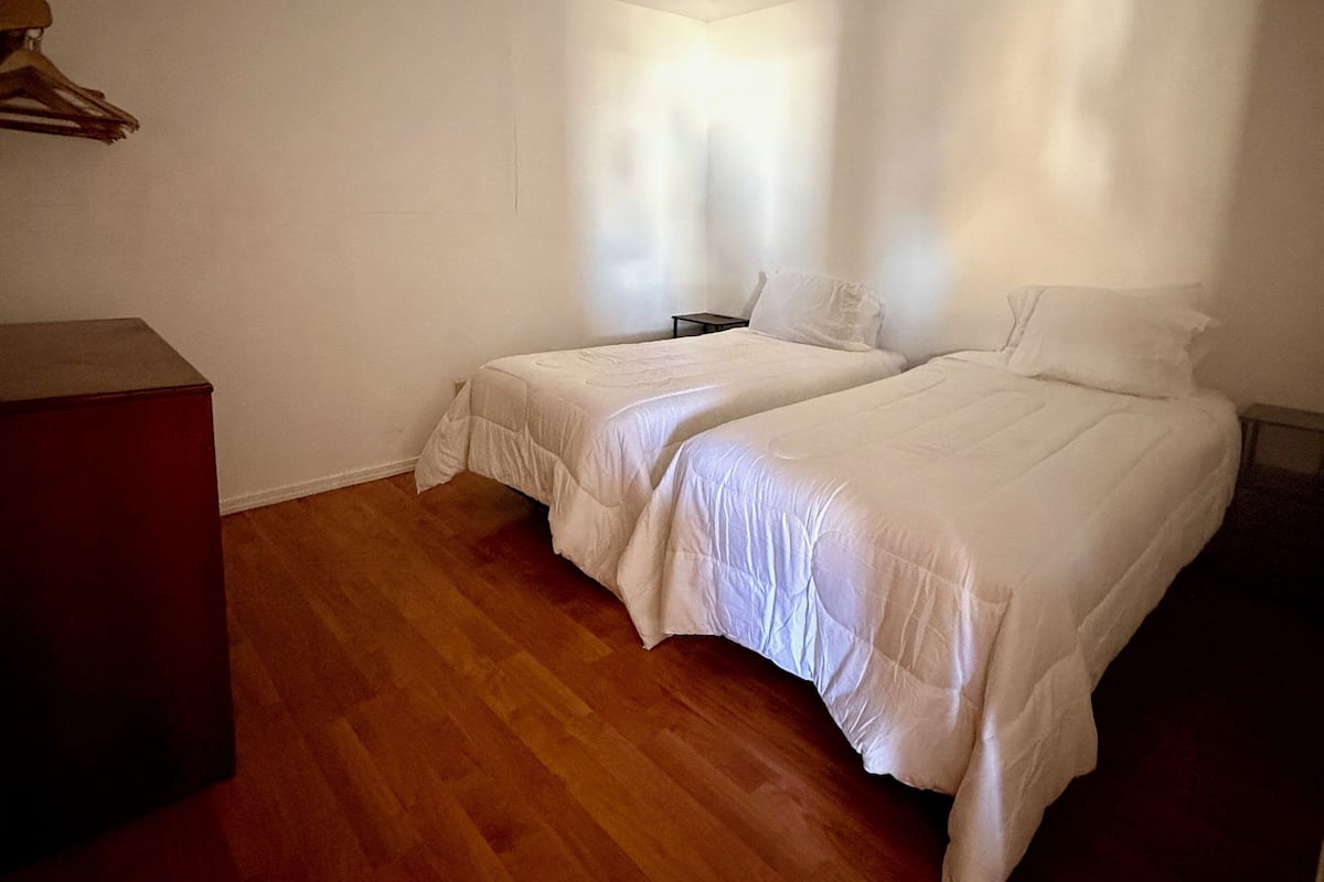 Room, 2 Bedrooms, Kitchen | WiFi (free), bed sheets