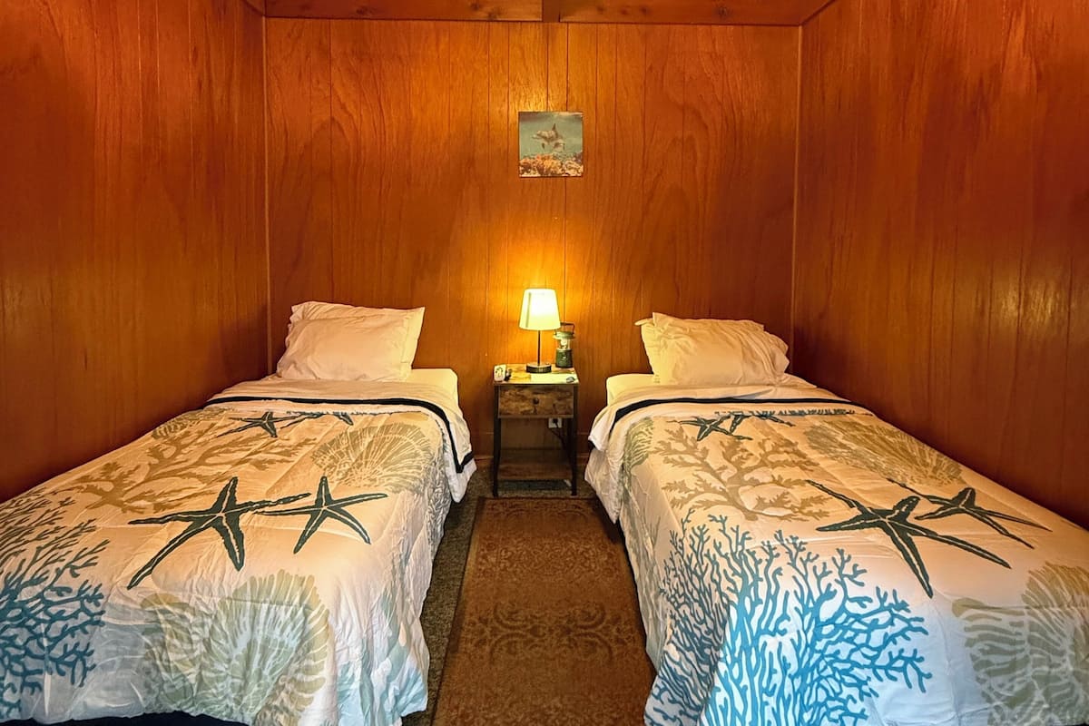 Wifi gratis y ropa de cama