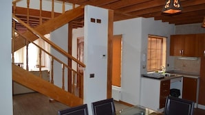 Standard Cottage, 3 Bedrooms | Living area | Flat-screen TV - Cabañas del Teatro (Frutillar)