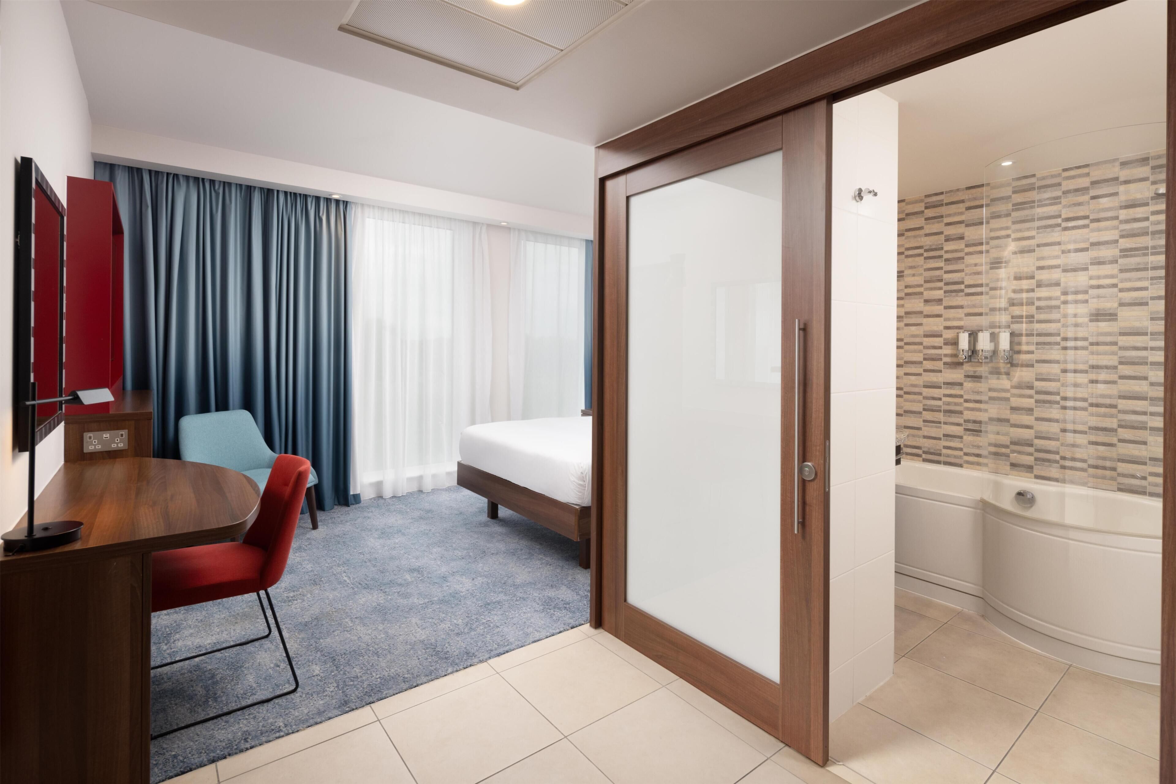 Photo - Hampton By Hilton London Stansted Airport