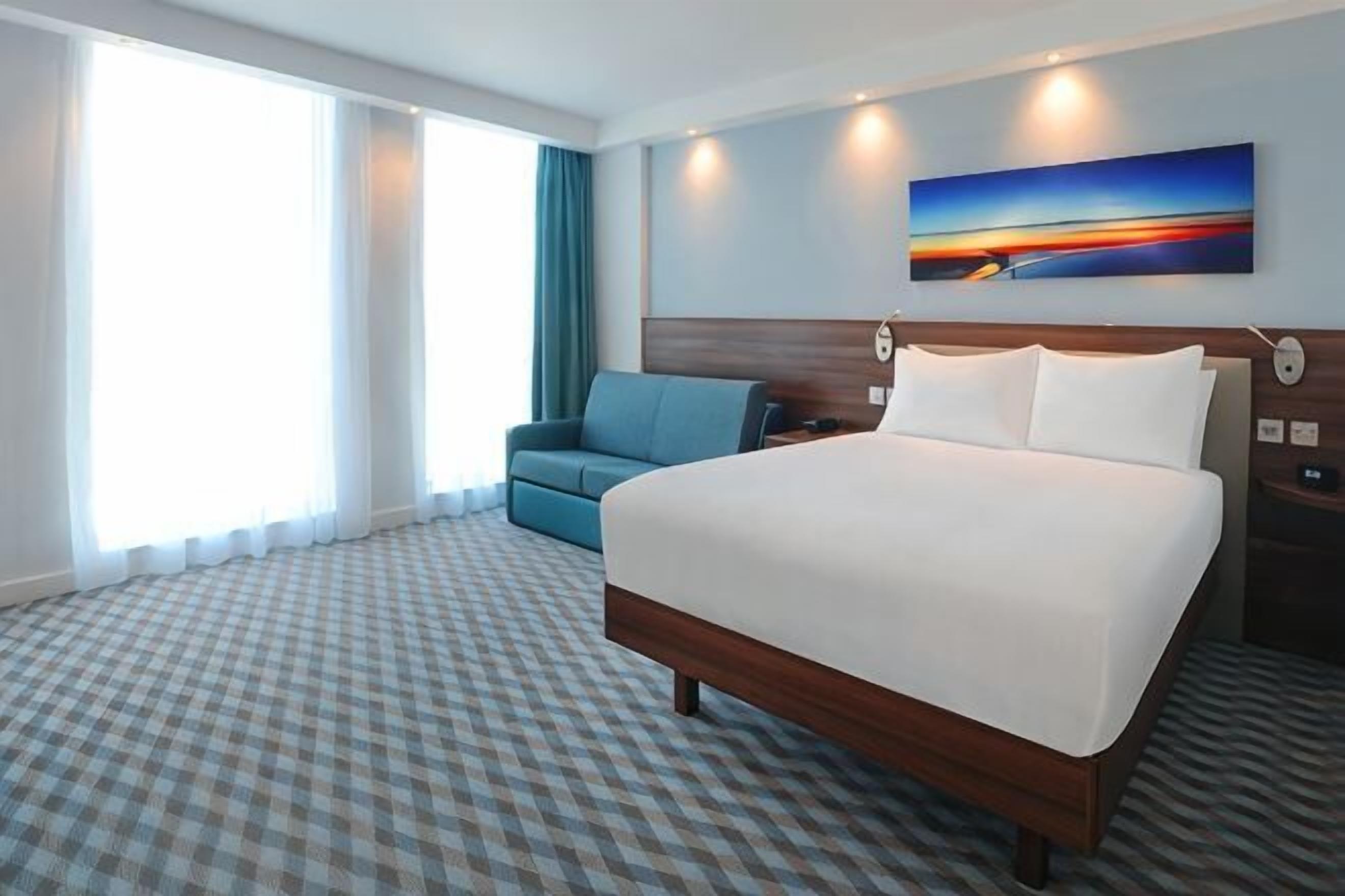 Hypo-allergenic bedding, in-room safe, desk, free cots/infant beds