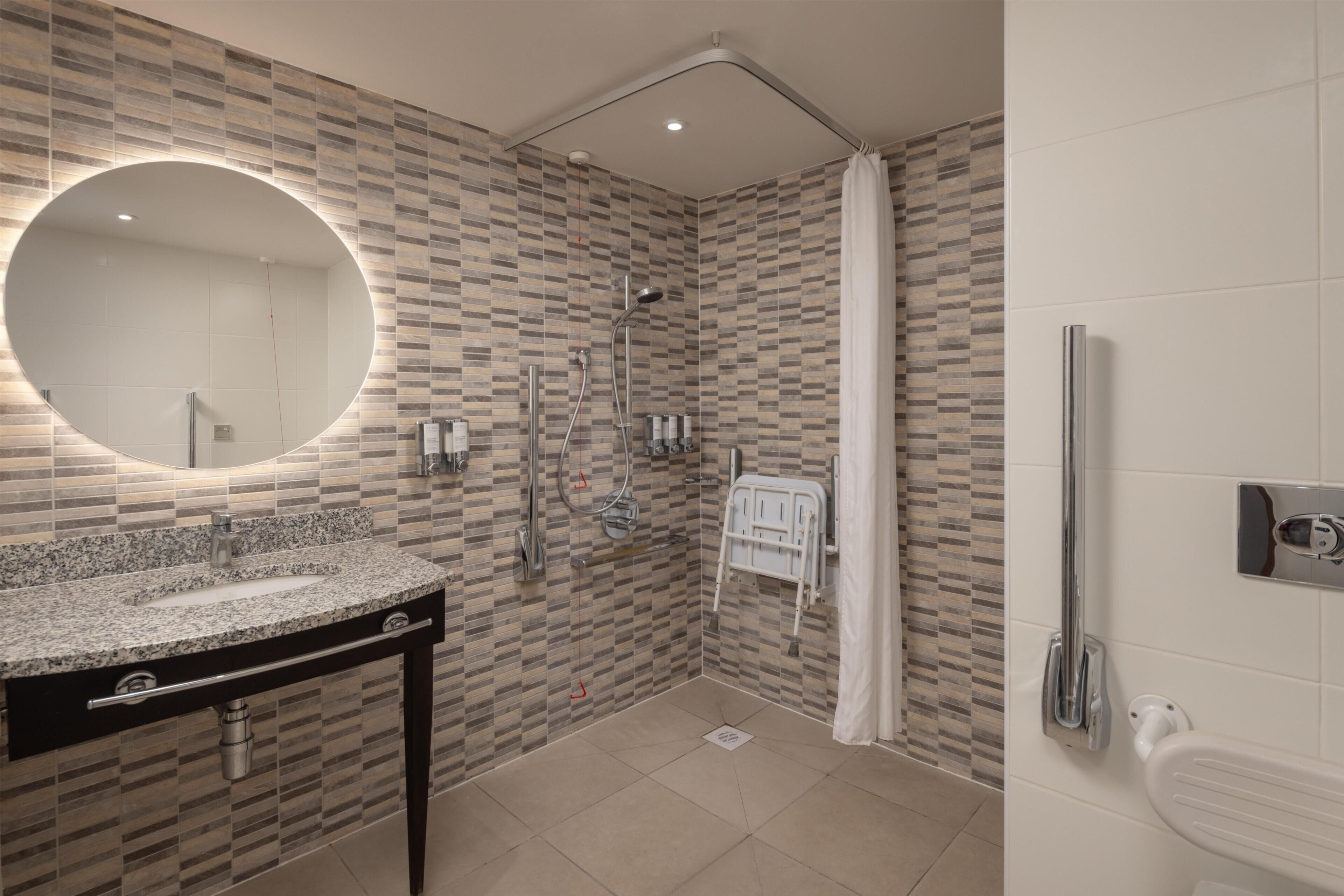 Photo - Hampton By Hilton London Stansted Airport