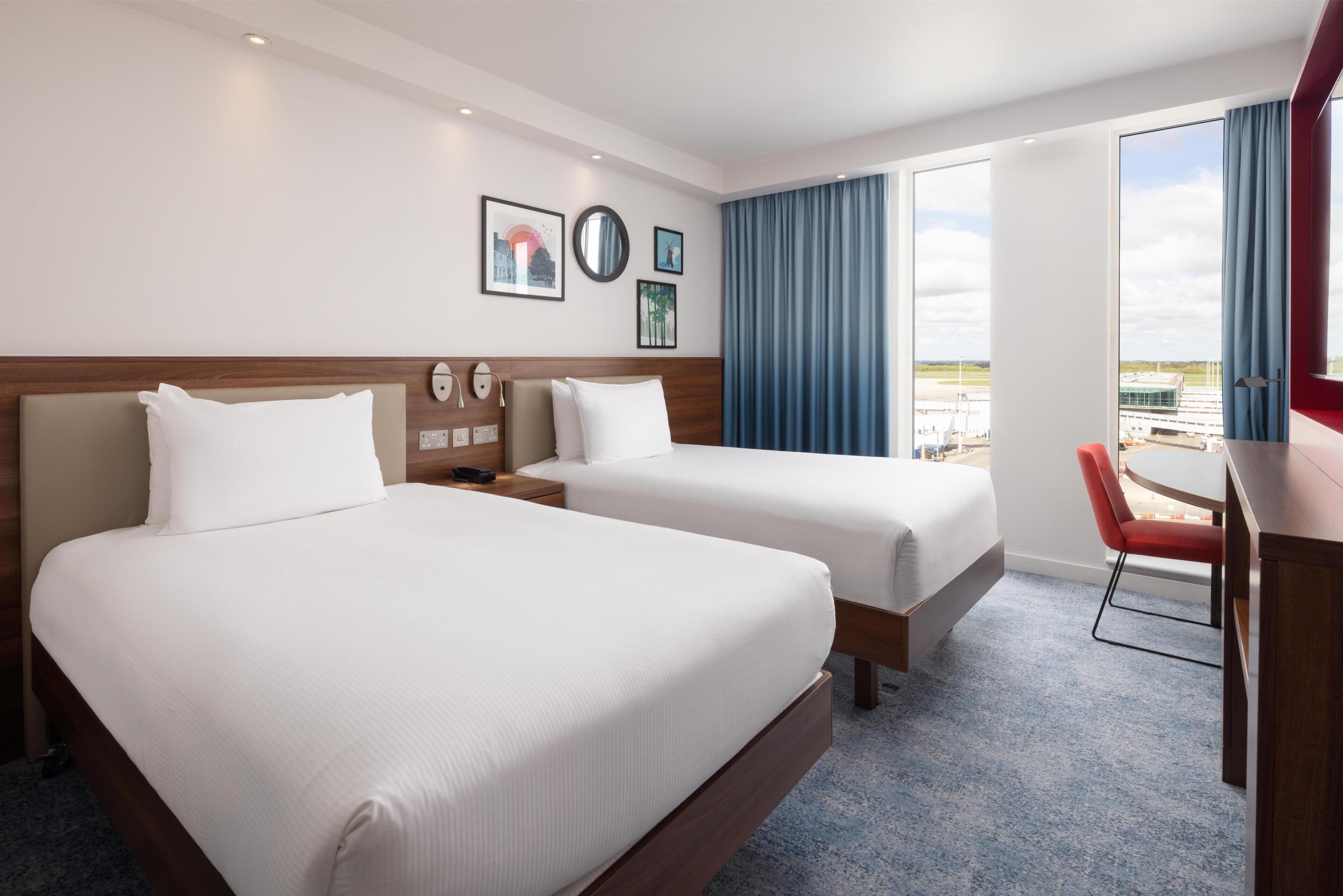 Photo - Hampton By Hilton London Stansted Airport