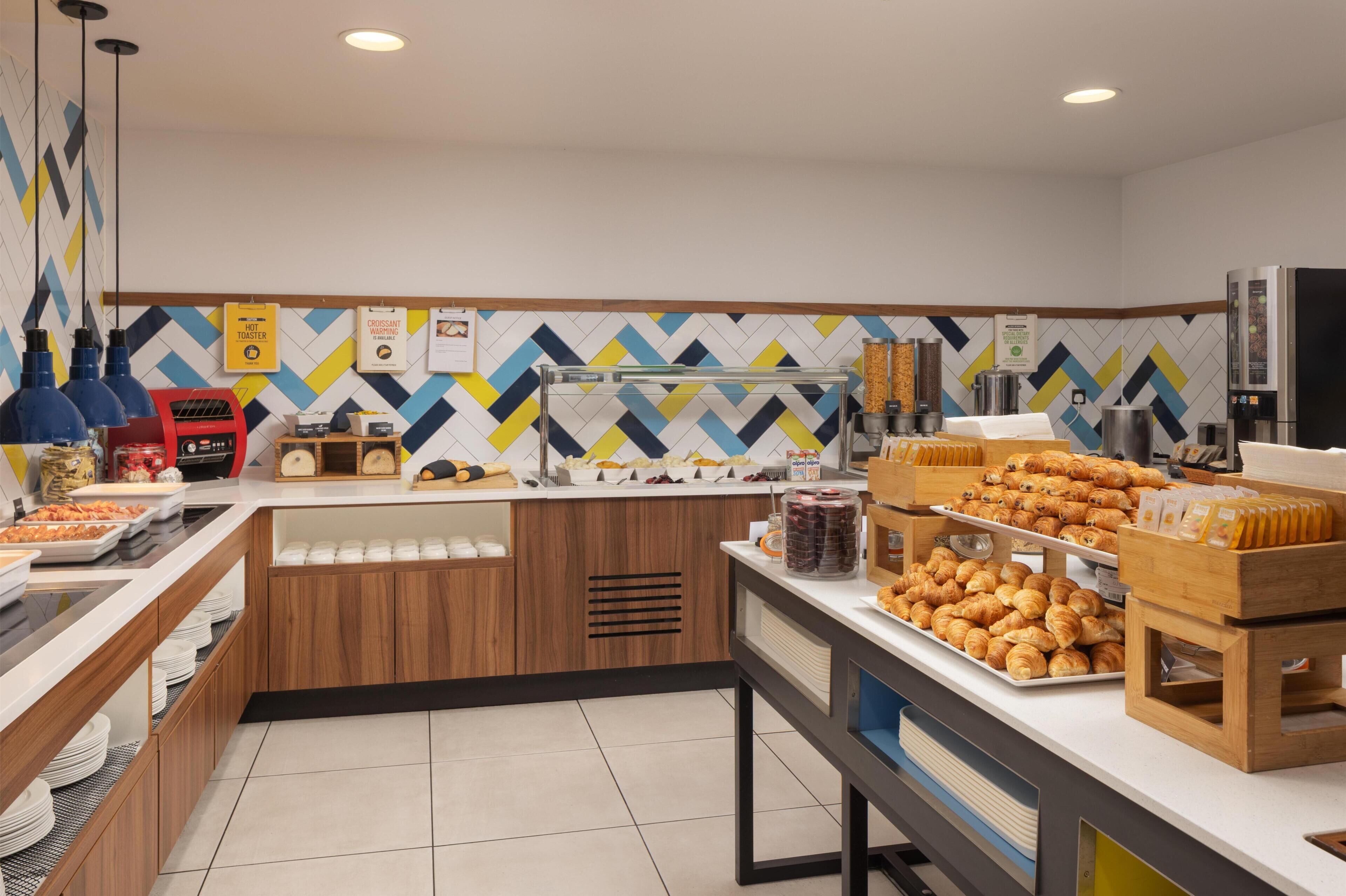 Photo - Hampton By Hilton London Stansted Airport