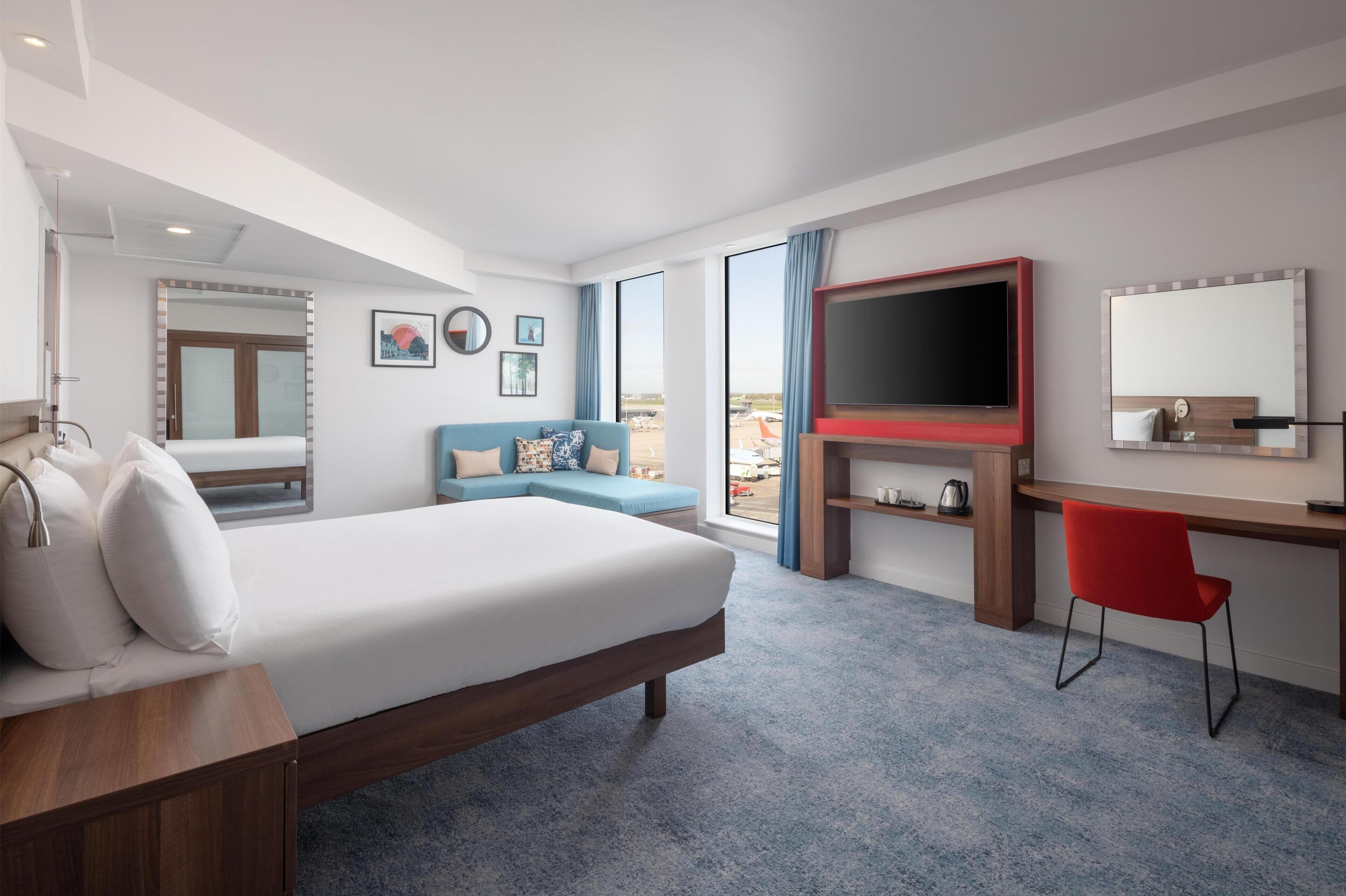 Photo - Hampton By Hilton London Stansted Airport