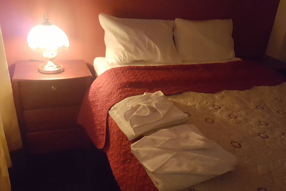 Phòng 3 Tiêu chuẩn, 1 phòng ngủ, phòng tắm riêng, quang cảnh núi | 12 phòng ngủ, chăn bông, nệm Select Comfort