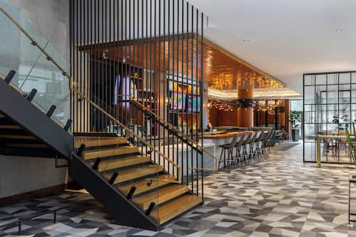 Cocktail bar