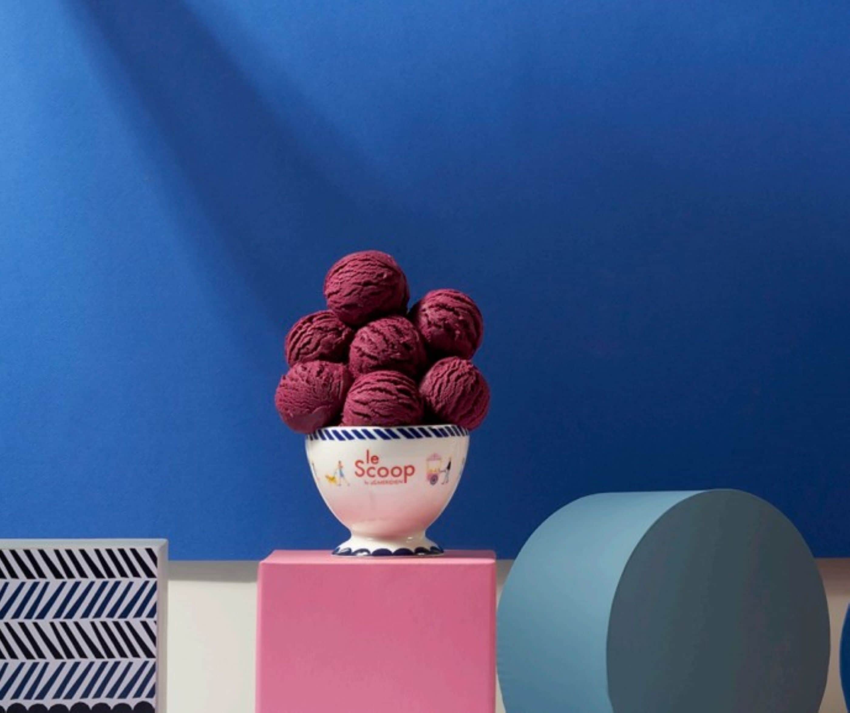 breakfast, lunch, dinner served; american cuisine